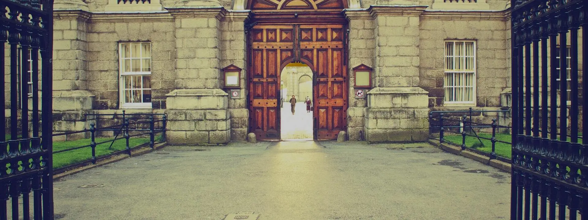installateurs de portails et de portes - undefined