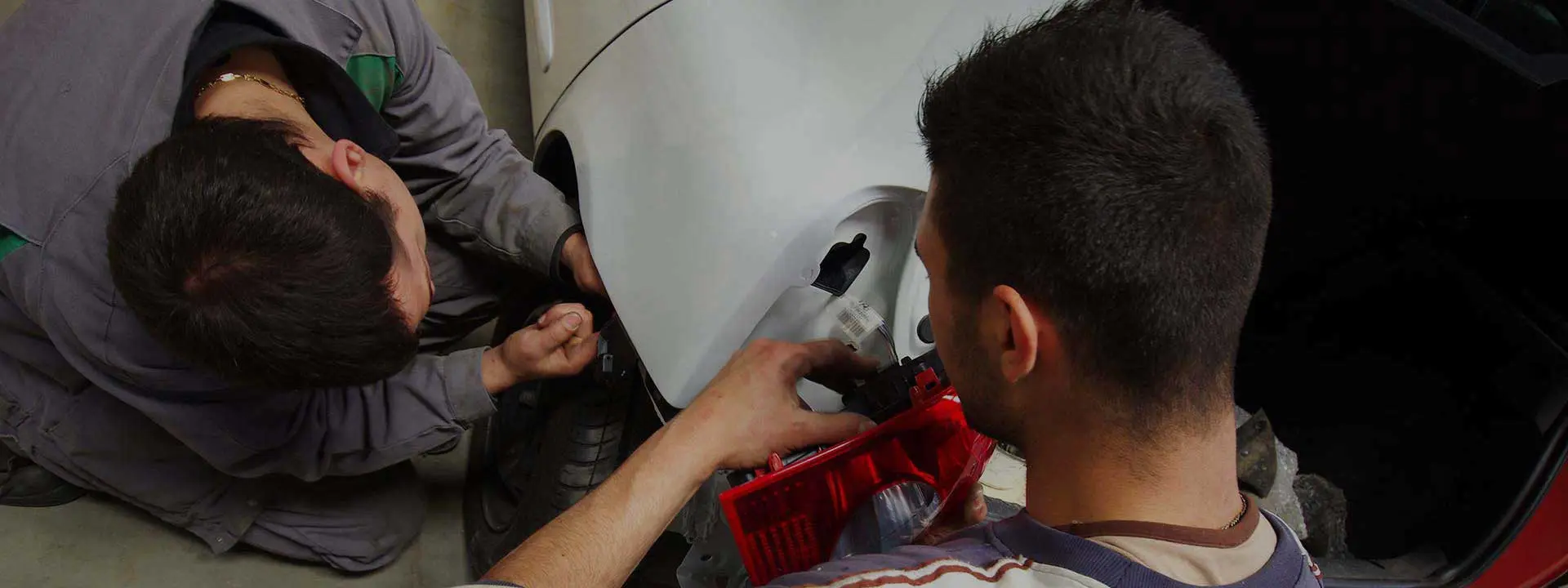 especialistas en reparación de faros - undefined