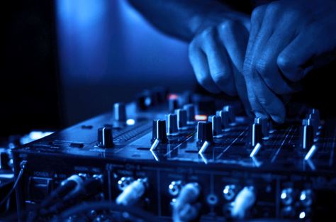 DJ Lyon