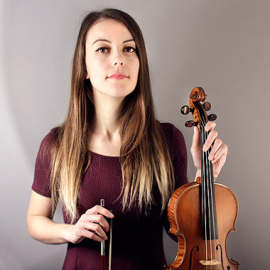 Léa, professeur de violon