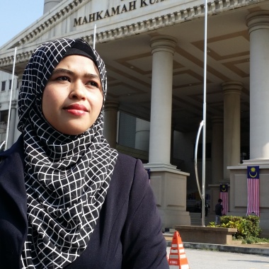 Siti Munira & Co, Batu Caves
