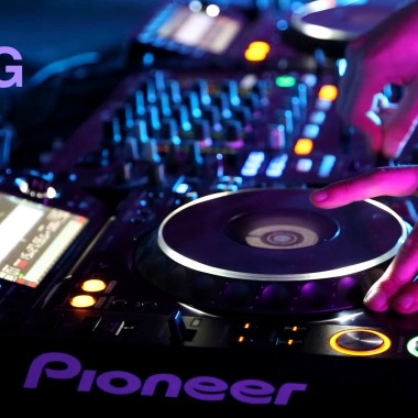 DJ-G