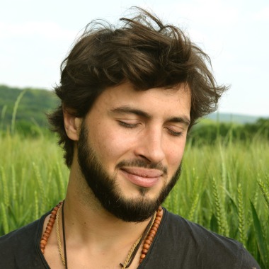 Simon Jara Magnétiseur Rebouteux