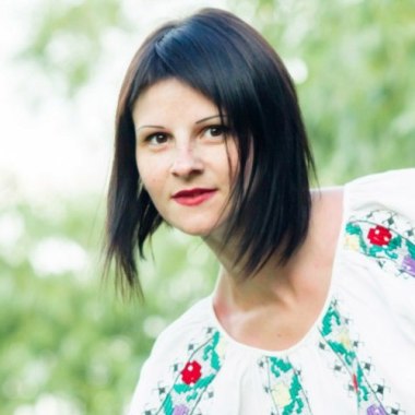 Екатерина Корж-тренер по детскому фитнессу, тренер-хореограф по художественной гимнастике, руководитель ансамбля танца «Белая Русь»