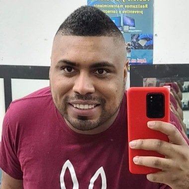 Iván Mauricio Caicedo perez
