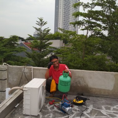 Wow-one servis
