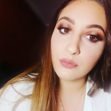 VASSIA MAKE UP ARTIST