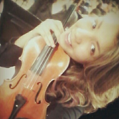 Profesora de violin, sorfeo y lenguaje musical