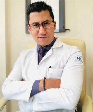 Dr. Mario Alberto Uribe Landa