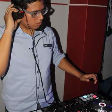 Deejay Erison Gines