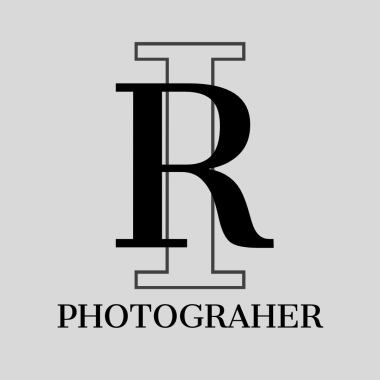 I R PHOTOGRAPHER