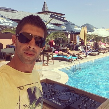 Dj Vayan