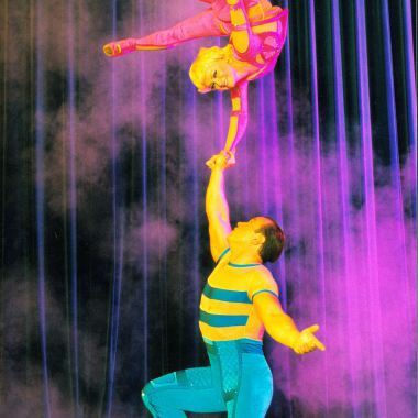 Artist du cirque,acrobatique,jongle,trapeze etc.