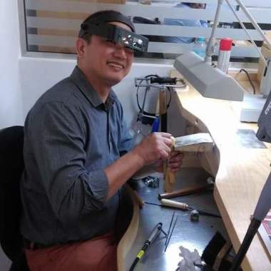 Jeweler/ jewelry designer