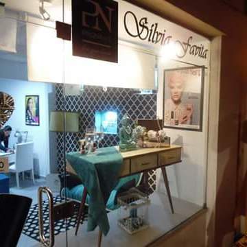 Silvia Favita, Stylish Nail & Spa