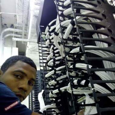 Cabeamento de rede serviço elétrico