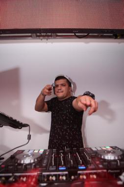 OSH DJ