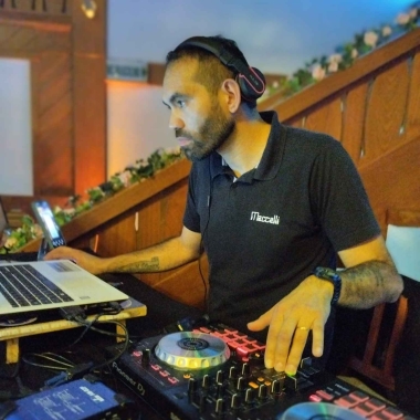 DJ Bruno Martins