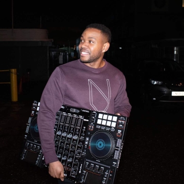 DJ Gigz
