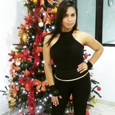 Carol González cantante