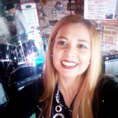 Clases de danza, rumba y técnica vocal