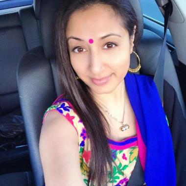 ReenaTailor - Hair, Makeup and Henna