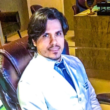 CONSULTÓRIO DERMATOLÓGICO DR. JANUÁRIO JÚNIOR