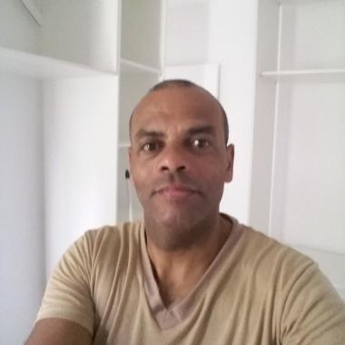 Anselmomarcossantos@gmail.com