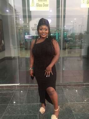 Anike ñ Yetty's touch