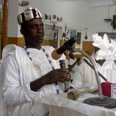 Marabout Sorcier Dansou de Retour Affectif ou Envoutement Amoureux. Tel WhatsApp: +22961257043