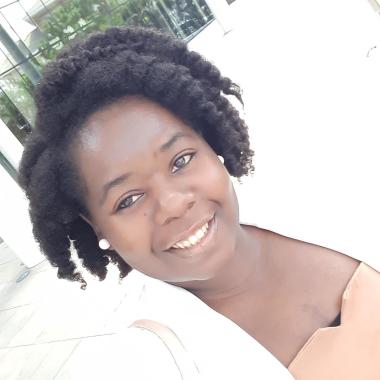Profissional: Winnie Ndala