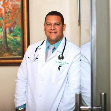 Dr Johnny Cabrera 