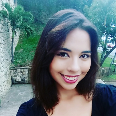 LAURA GÓMEZ