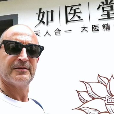 Massaggi Roberto De Fazio