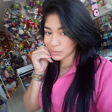 Profesional en letra timoteo y lettering  y empaques de regalos