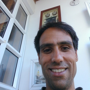 Carlos ocando