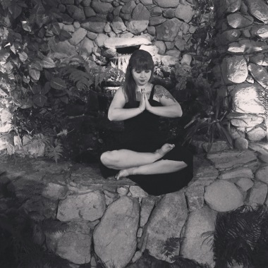 Laura D. Siqueira - Instrutora de Hatha Yoga