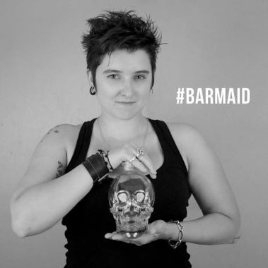 Mélanie, responsable de bar, barmaid