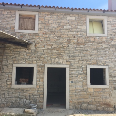 Ivaro