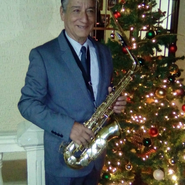 MUSICO SOLISTA SAXOFONISTA PROFESIONAL