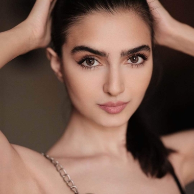 Saghar Makeup Artist