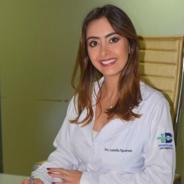 Dra Ludmilla Figueiredo Dermatologista