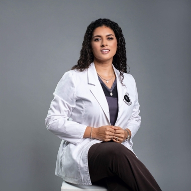 Dra. Hellen Araya Parrales - Nutrióloga Clínica y Deportiva