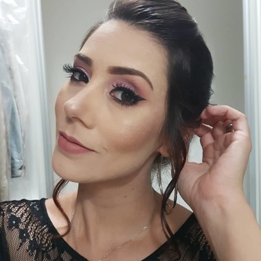 Maquiagem & Penteado