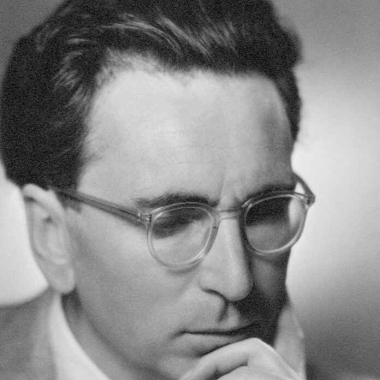 Dr Oscar Barragan