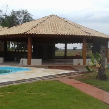 Toninho carpinteirro