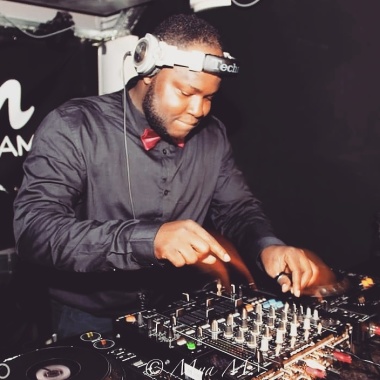 Dj Relâmpago Uptown 