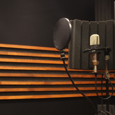 ESTUDIO DE GRABACIÓN PROFESIONAL MULTIPISTA
