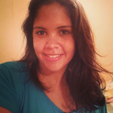 Profesional Anggi Barreto