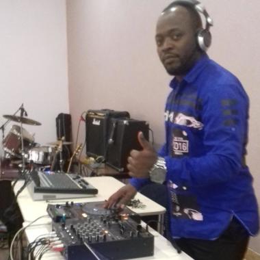 Dj Martial tshello